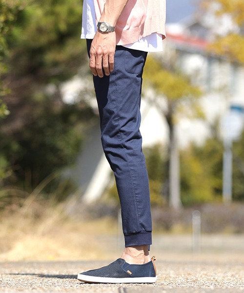 roshell（ロシェル）の「綿麻ストレッチ ジョガーパンツ（チノパンツ・メンズ・ブラック/ネイビー/カーキ/ブラック系その他/グレー系その他/ベージュ系その他/グリーン系その他/グレー系その他2/ライトベージュ/ブルー系その他・MEDIUM/LARGE/X-LARGE/M/L/XL）」の12枚目の写真