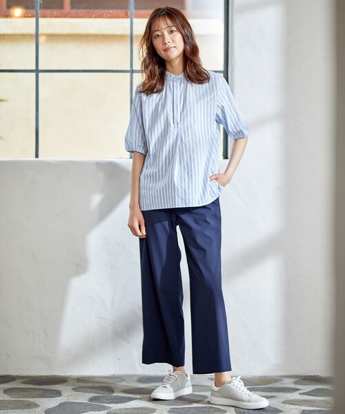 J.PRESS(ジェイプレス)の「【WEB限定カラーあり・洗える】コットンドビーボイルストライプ バンドカラー ブラウス(シャツ/ブラウス・レディース・ピンク系1/サックスブルー系1/グレー系1・T13/T15)」の4枚目の写真