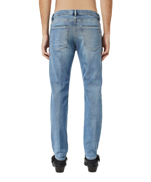 DIESEL（ディーゼル）の「メンズ デニム ジョグジーンズ スリム ライト