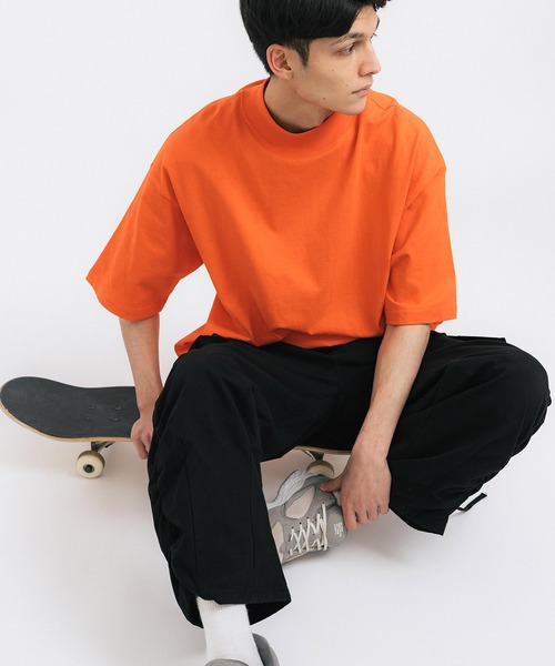 Ressaca(レサーカ)の「モックネック オーバーサイズ 半袖 無地Tシャツ(Tシャツ/カットソー・メンズ・ホワイト/チャコールグレー/ブラック/ベージュ/グレー/オレンジ/グリーン・M/L/XL)」の11枚目の写真