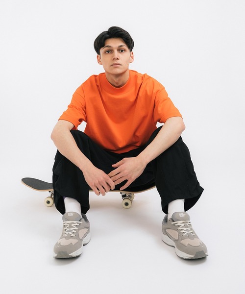 Ressaca(レサーカ)の「モックネック オーバーサイズ 半袖 無地Tシャツ(Tシャツ/カットソー・メンズ・ホワイト/チャコールグレー/ブラック/ベージュ/グレー/オレンジ/グリーン・M/L/XL)」の10枚目の写真