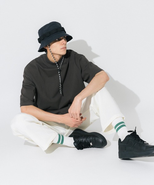 Ressaca(レサーカ)の「モックネック オーバーサイズ 半袖 無地Tシャツ(Tシャツ/カットソー・メンズ・ホワイト/チャコールグレー/ブラック/ベージュ/グレー/オレンジ/グリーン・M/L/XL)」の21枚目の写真