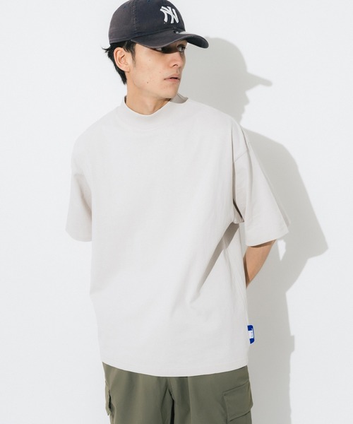 Ressaca(レサーカ)の「モックネック オーバーサイズ 半袖 無地Tシャツ(Tシャツ/カットソー・メンズ・ホワイト/チャコールグレー/ブラック/ベージュ/グレー/オレンジ/グリーン・M/L/XL)」の14枚目の写真