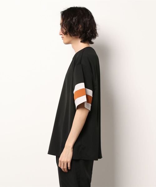 ＪＵＧＬＡＮＳ（ユグランス）の「【ATELANE】ストレッチポンチショートスリーブ/ソデキリカエTee/袖切替デザインTシャツ/メンズ（Tシャツ/カットソー・メンズ・グリーン/ホワイト/ブラック・M/L）」の5枚目の写真