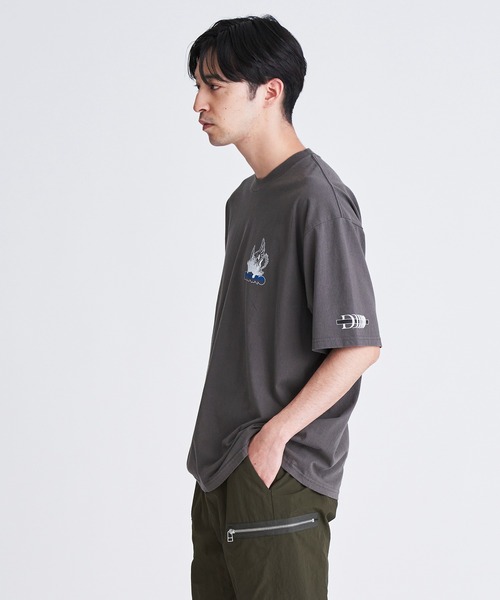 Dunno（ドノウ）の「DUNNO / プリントカットソー《ESTNATION EXCLUSIVE》（Tシャツ/カットソー・メンズ・チャコールグレー・SMALL/MEDIUM/LARGE）」の7枚目の写真