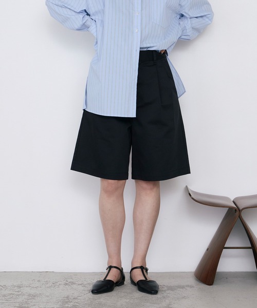 forksy.(フォルクシー)の「【forksy.】チノ2タックセンタープレスショートパンツ/107(チノパンツ・レディース・ブラック/ベージュ/アイボリー/ブラウン・M/L)」の15枚目の写真