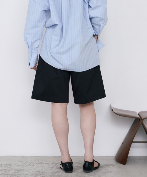 forksy.(フォルクシー)の「【forksy.】チノ2タックセンタープレスショートパンツ/107(チノパンツ・レディース・ブラック/ベージュ/アイボリー/ブラウン・M/L)」の17枚目の写真