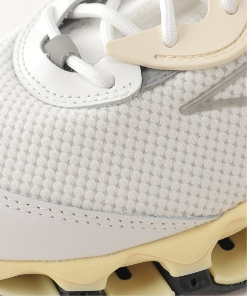 MIZUNO(ミズノ )の「【MIZUNO / ミズノ】WAVE PROPHECY B(スニーカー・レディース・ホワイト・23cm/25cm/24cm)」の13枚目の写真