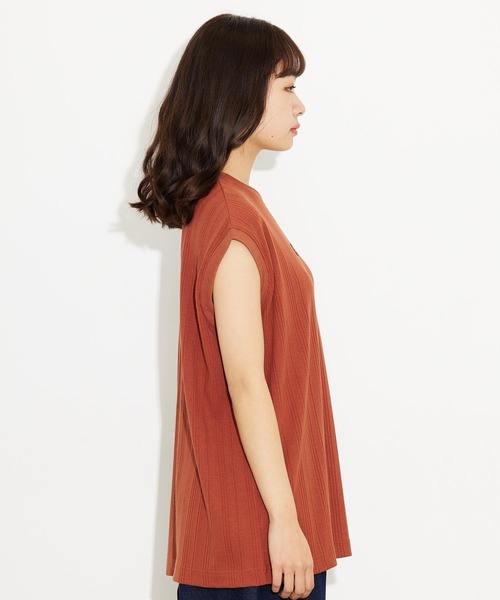 X-girl(エックスガール)の「DEFORMED RIB TANK TOP/リブ タンクトップ(タンクトップ・レディース・ライトグリーン/ホワイト/チャコールグレー/ブラウン・M/S)」の6枚目の写真