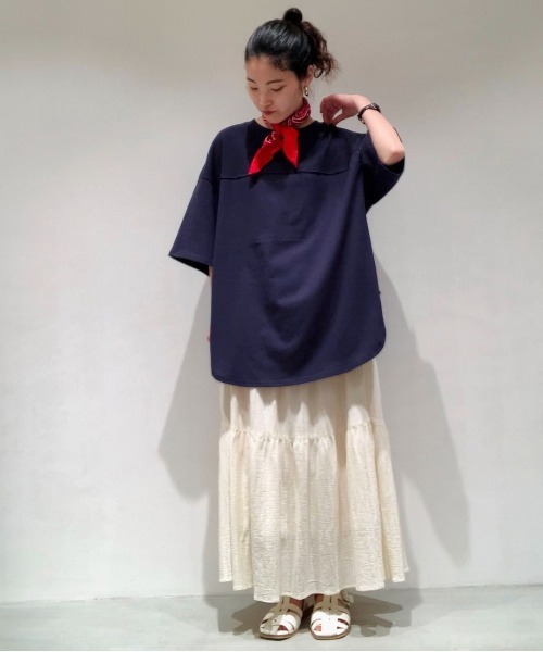 ONIGIRI(オニギリ)の「ワッフル切替ビッグTシャツ(Tシャツ/カットソー・レディース・ホワイト/イエロー×グリーン/チャコール/オレンジ/ベージュ/ネイビー・FREE)」の9枚目の写真