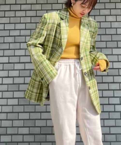 AMAIL(アマイル)の「Happy caramelcheck Jacket(テーラードジャケット・レディース・レッド/グリーン・FREE)」の2枚目の写真
