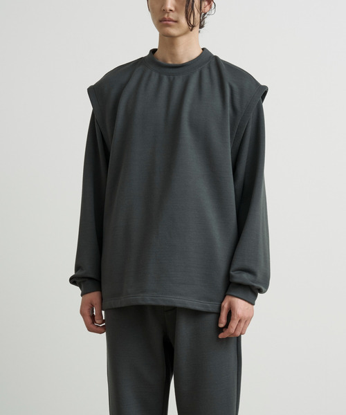 TROVE（トローヴ）の「TROVE 2022AW / MERINO WOOL 36G SWEAT VEST（ベスト・メンズ・ブラック/ダークグレー・1/3）」の9枚目の写真