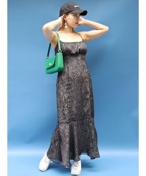 EVRIS（エヴリス）の「アニマルロングワンピース（ワンピース・レディース・ブラック/グリーン・FREE）」の13枚目の写真