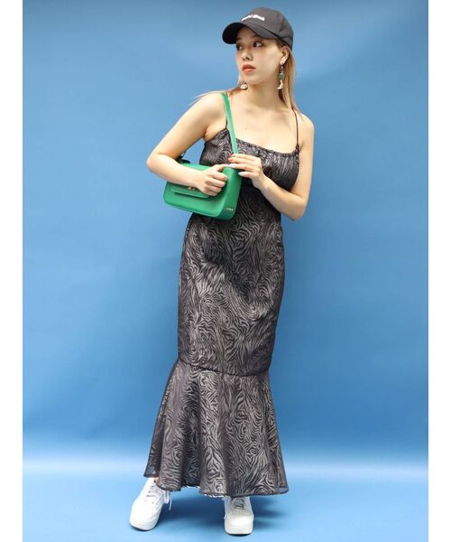 EVRIS（エヴリス）の「アニマルロングワンピース（ワンピース・レディース・ブラック/グリーン・FREE）」の14枚目の写真