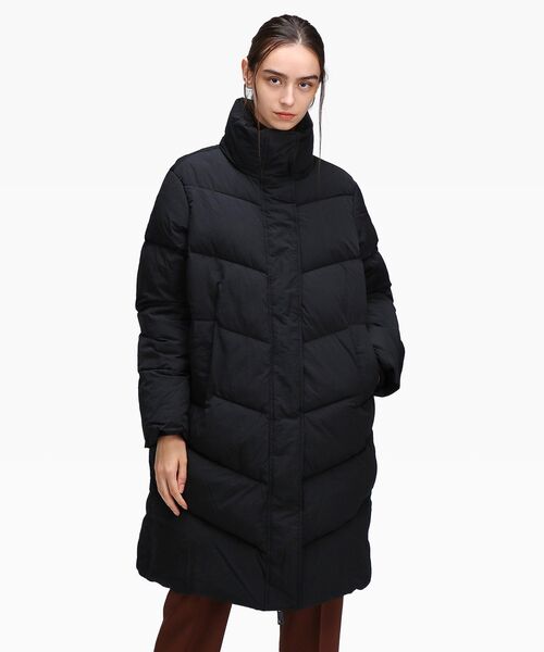 Calvin Klein（カルバン・クライン）の「モダンパデッドコート（ダウンジャケット/コート・レディース・ブラック/ブラウン・S/M/L/XS）」の13枚目の写真