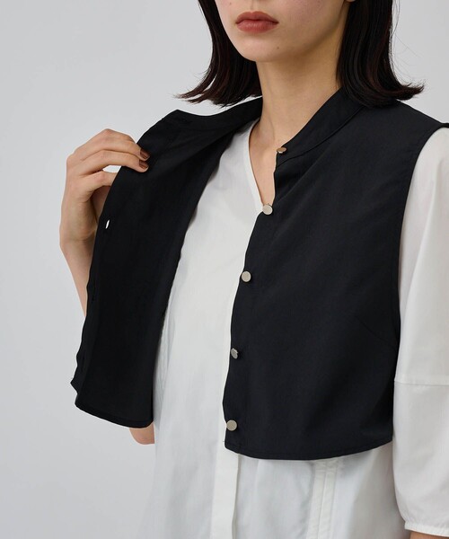 CITY TOKYO（シティトウキョウ）の「【手洗い可能】【マルチウェイ】レイヤードドロストシャツブラウス【A＋TOKYO / エープラストウキョウ】（シャツ/ブラウス・レディース・ブラック/ベージュ/ホワイト・FREE）」の14枚目の写真