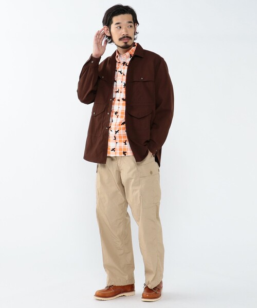 BEAMS PLUS（ビームスプラス）の「BEAMS PLUS / ポリエステルコーデュロイ アドベンチャー シャツ（シャツ/ブラウス・メンズ・ネイビー/ダークベージュ/ブラウン・S/M/L/XL）」の20枚目の写真