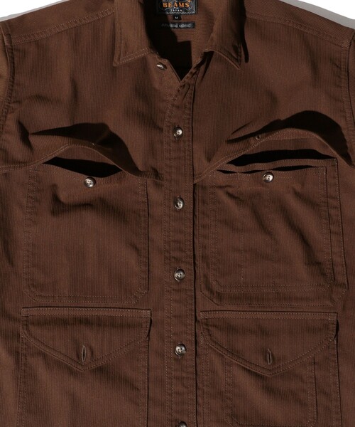 BEAMS PLUS（ビームスプラス）の「BEAMS PLUS / ポリエステルコーデュロイ アドベンチャー シャツ（シャツ/ブラウス・メンズ・ネイビー/ダークベージュ/ブラウン・S/M/L/XL）」の6枚目の写真