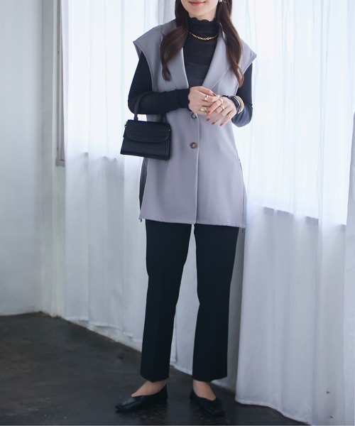 ECRIRE（エクリール）の「サイドスリットジレ（ベスト・レディース・ブラック/ベージュ/グレー・M）」の10枚目の写真