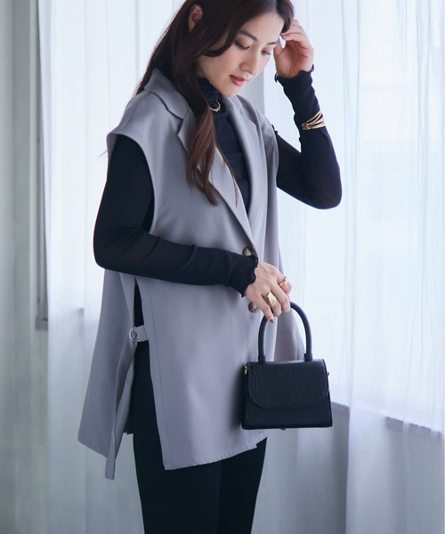 ECRIRE（エクリール）の「サイドスリットジレ（ベスト・レディース・ブラック/ベージュ/グレー・M）」の11枚目の写真