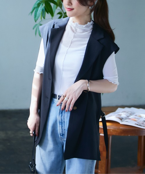 ECRIRE（エクリール）の「サイドスリットジレ（ベスト・レディース・ブラック/ベージュ/グレー・M）」の22枚目の写真