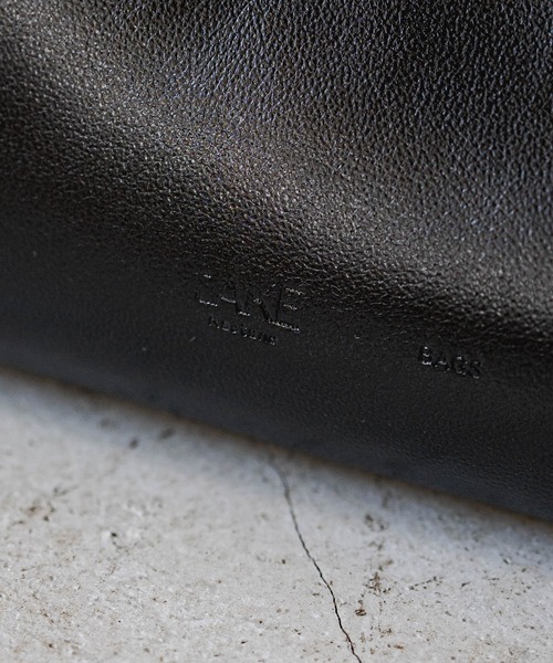 Kastane(カスタネ)の「【2022AWアイテム】フェイクレザーボストンバック(ボストンバッグ・レディース・ブラック/ブルー/ブラウン・FREE)」の5枚目の写真