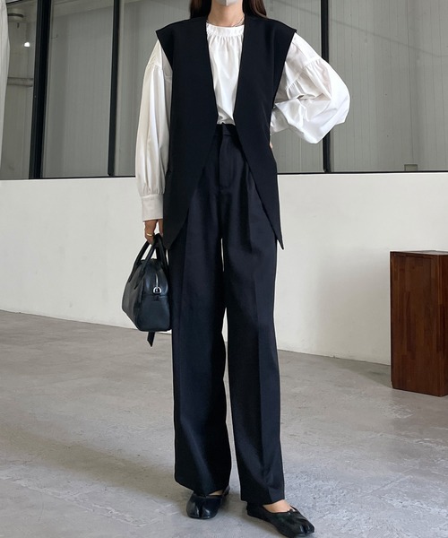 Louere（ルエレ）の「ノーカラーVネックベルト付きベスト（ベスト・レディース・モカ/ブラック/ライトベージュ/ダークベージュ・FREE）」の17枚目の写真