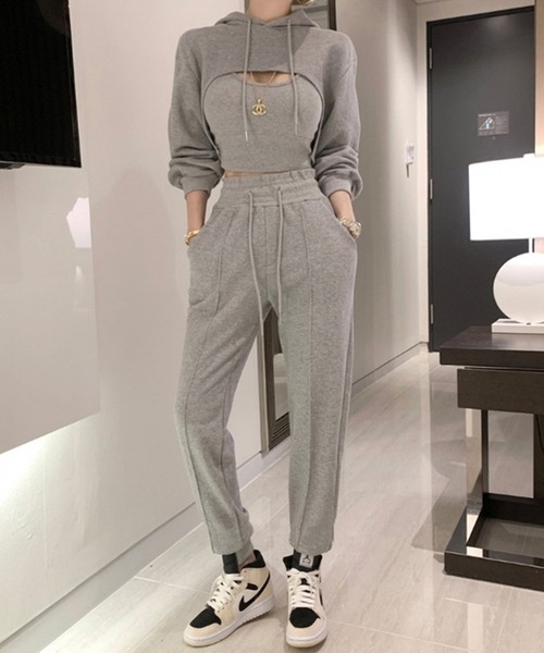 セール】【Jasmine】超ショート丈パーカースウェットセットアップ