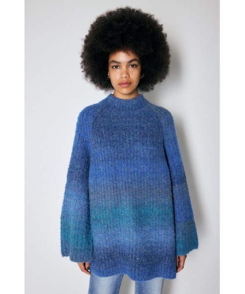 MOUSSY（マウジー）の「GRADATION LONG セーター（ニット/セーター・レディース・ブルー/ネイビー/レッド・FREE）」の3枚目の写真