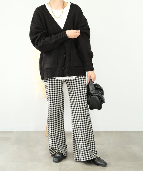 ＡＮＤＪ（アンドジェイ）の「【2022/AW】Vネックルーズカーディガン（カーディガン/ボレロ・レディース・ブルー/グリーン/ブラック/ピンク系その他/モカ/レッド・M）」の7枚目の写真