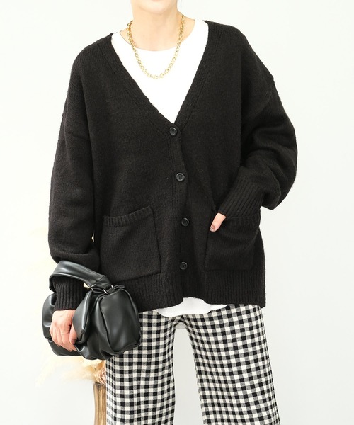 ＡＮＤＪ（アンドジェイ）の「【2022/AW】Vネックルーズカーディガン（カーディガン/ボレロ・レディース・ブルー/グリーン/ブラック/ピンク系その他/モカ/レッド・M）」の9枚目の写真