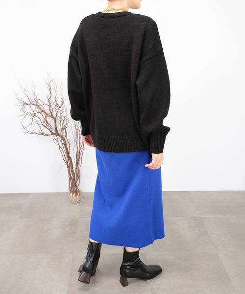 ＡＮＤＪ（アンドジェイ）の「【2022/AW】Vネックルーズカーディガン（カーディガン/ボレロ・レディース・ブルー/グリーン/ブラック/ピンク系その他/モカ/レッド・M）」の11枚目の写真