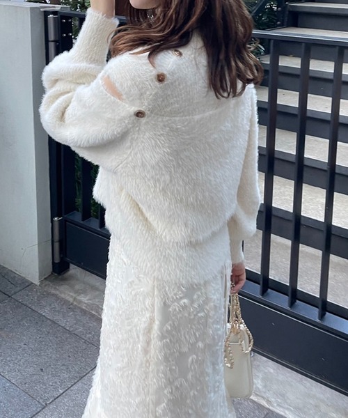 one after another NICE CLAUP（ワンアフターアナザーナイスクラップ）の「肩あきマルチウェイフェザーニット（ニット/セーター・レディース・モカ/ピンク/アイボリー/ブラック・FREE）」の13枚目の写真