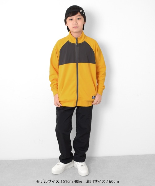 GLAZOS(グラソス)の「【Penfield】マイクロフリース・スタンドカラーZIPブルゾン(ブルゾン・キッズ・イエロー/カーキ/グレー/チャコールグレー・140cm/150cm/160cm/170cm)」の16枚目の写真
