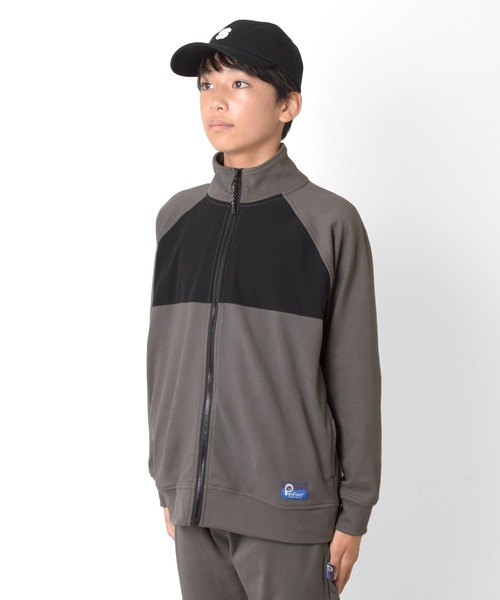 GLAZOS(グラソス)の「【Penfield】マイクロフリース・スタンドカラーZIPブルゾン(ブルゾン・キッズ・イエロー/カーキ/グレー/チャコールグレー・140cm/150cm/160cm/170cm)」の17枚目の写真