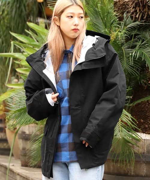 POLeR（ポーラー）の「POLeR/ポーラー 3LAYER MOUNTAIN SHELL JACKET マウンテンシェルジャケット マウンテンパーカー ワンポイント ロゴ 刺繍（マウンテンパーカー・メンズ・ブラック・L/XL/M）」の5枚目の写真