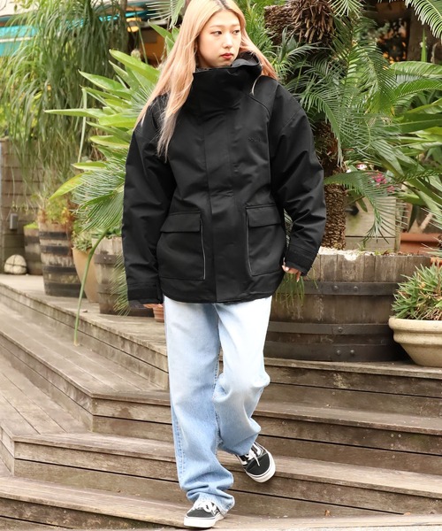 POLeR（ポーラー）の「POLeR/ポーラー 3LAYER MOUNTAIN SHELL JACKET マウンテンシェルジャケット マウンテンパーカー ワンポイント ロゴ 刺繍（マウンテンパーカー・メンズ・ブラック・L/XL/M）」の7枚目の写真