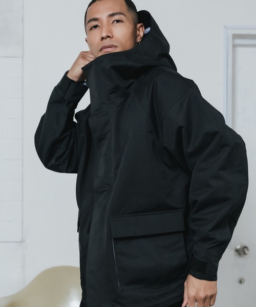 POLeR（ポーラー）の「POLeR/ポーラー 3LAYER MOUNTAIN SHELL JACKET マウンテンシェルジャケット マウンテンパーカー ワンポイント ロゴ 刺繍（マウンテンパーカー・メンズ・ブラック・L/XL/M）」の22枚目の写真