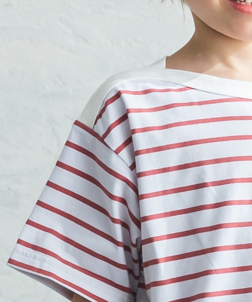 pairmanon(ペアマノン)の「ユニセックスボーダーボートネック半袖Tシャツ(Tシャツ/カットソー・キッズ・アイボリー/ブルー系その他2/レッド系その他2・80/90/100/110/120/130/140/150)」の8枚目の写真