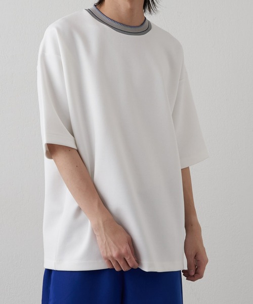 COLONY 2139（コロニートゥーワンスリーナイン）の「ダンボールクルーネックラインT（Tシャツ/カットソー・メンズ・ブラック/チャコールグレー/ホワイト・MEDIUM/LARGE）」の2枚目の写真