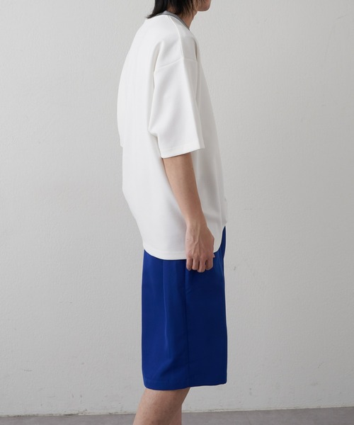 COLONY 2139（コロニートゥーワンスリーナイン）の「ダンボールクルーネックラインT（Tシャツ/カットソー・メンズ・ブラック/チャコールグレー/ホワイト・MEDIUM/LARGE）」の17枚目の写真