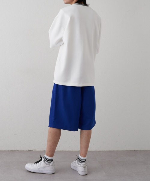 COLONY 2139（コロニートゥーワンスリーナイン）の「ダンボールクルーネックラインT（Tシャツ/カットソー・メンズ・ブラック/チャコールグレー/ホワイト・MEDIUM/LARGE）」の19枚目の写真