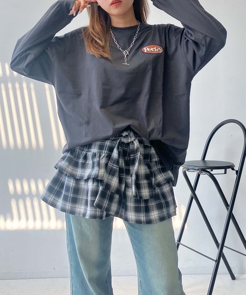 AS KNOW AS plus（アズノゥアズプラス）の「○楕円ロゴ刺繍 プリントロンＴ（Tシャツ/カットソー・レディース・オフホワイト/ミント/オートミール/スミクロ/ベージュ系/ブルーグレー/ホワイト系/ブラック系/ブルー系3/ホワイト系3/ブラック系3/アイボリー系3/アイボリー系4/ホワイト系4/ブラック系4/ブラウン系4/ブラック系5/アイボリー系5/ブルー系5・FREE）」の21枚目の写真