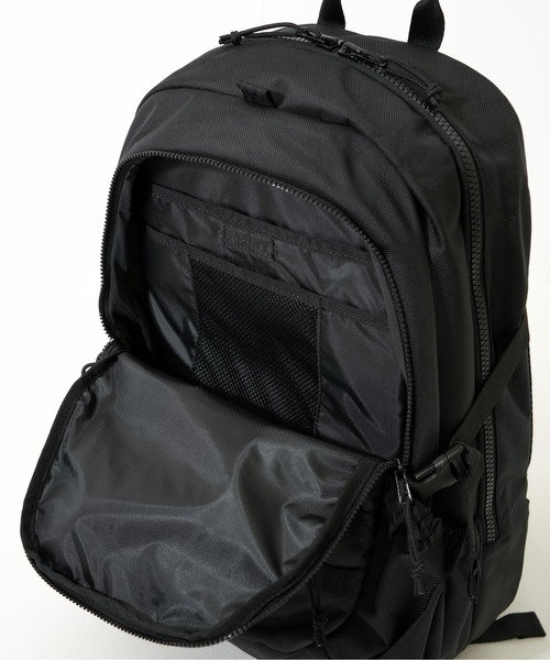 NEW ERA(ニューエラ)の「【NEW ERA/ニューエラ】URBAN PACK(バックパック/リュック・メンズ・ホワイト/ブラック・FREE)」の12枚目の写真