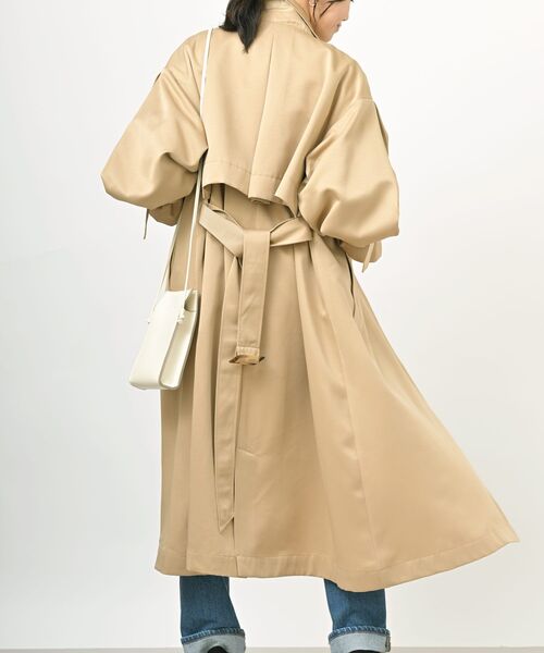 ボリューム袖トレンチコート