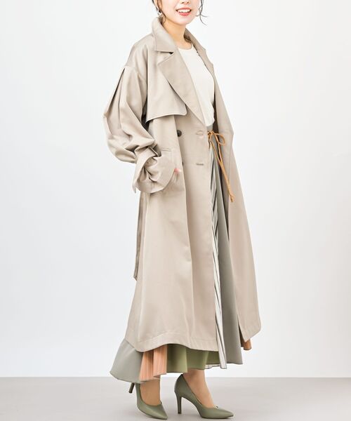 rps（アールピーエス）の「ボリューム袖トレンチコート（トレンチコート・レディース・グレイッシュベージュ/アイボリー/ベージュ・フリー）」の11枚目の写真