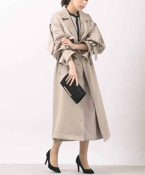 rps（アールピーエス）の「ボリューム袖トレンチコート（トレンチコート・レディース・グレイッシュベージュ/アイボリー/ベージュ・フリー）」の18枚目の写真