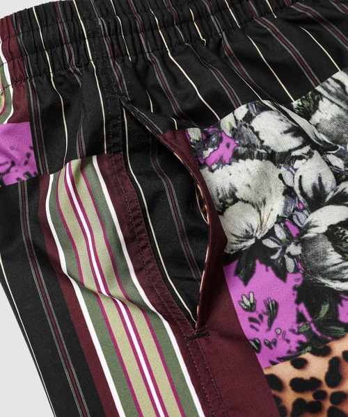 DRIES VAN NOTEN(ドリスヴァンノッテン)の「PHIBBS 6283 M.W.SWIMWEAR DESA(水着・メンズ・その他・M/L)」の2枚目の写真