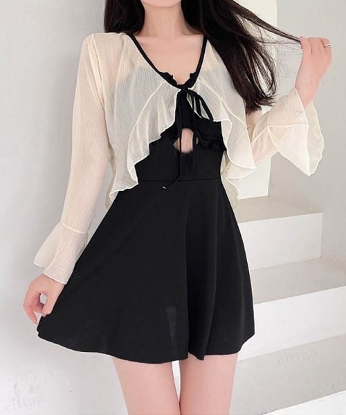 Dalfwin（ダールフィン）の「2点セットボレロラッシュガード付きフリルワンピース水着（水着・レディース・ブラック/グリーン・FREE）」の5枚目の写真