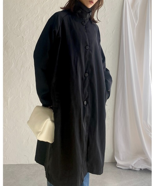 She's Closet（シーズクローゼット）の「2WAYミドル丈ラグランスリーブAラインスタンドカラーステンカラーコート（ステンカラーコート・レディース・ブラック/カーキ/ベージュ・FREE）」の9枚目の写真